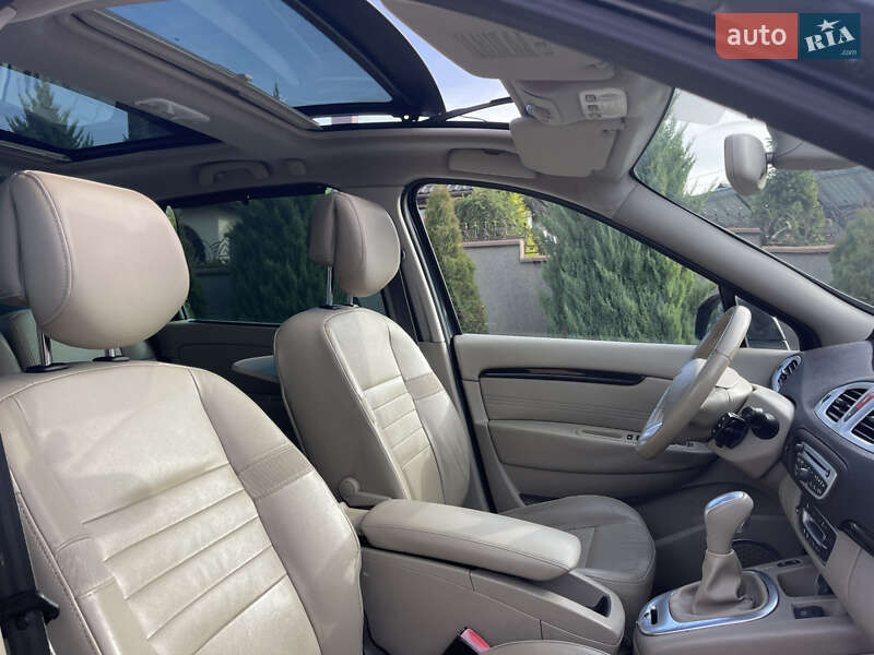 Минивэн Renault Grand Scenic 2010 в Луцке фото 78 Минивэн Renault Grand Scenic 2010 в Луцке