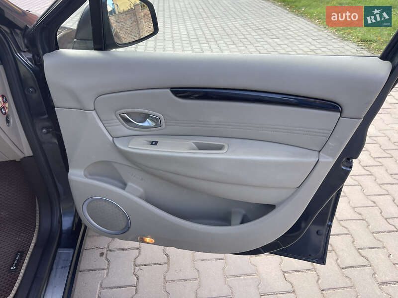 Минивэн Renault Grand Scenic 2010 в Луцке фото 81 Минивэн Renault Grand Scenic 2010 в Луцке
