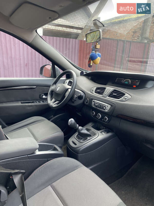 Минивэн Renault Grand Scenic 2012 в Староконстантинове