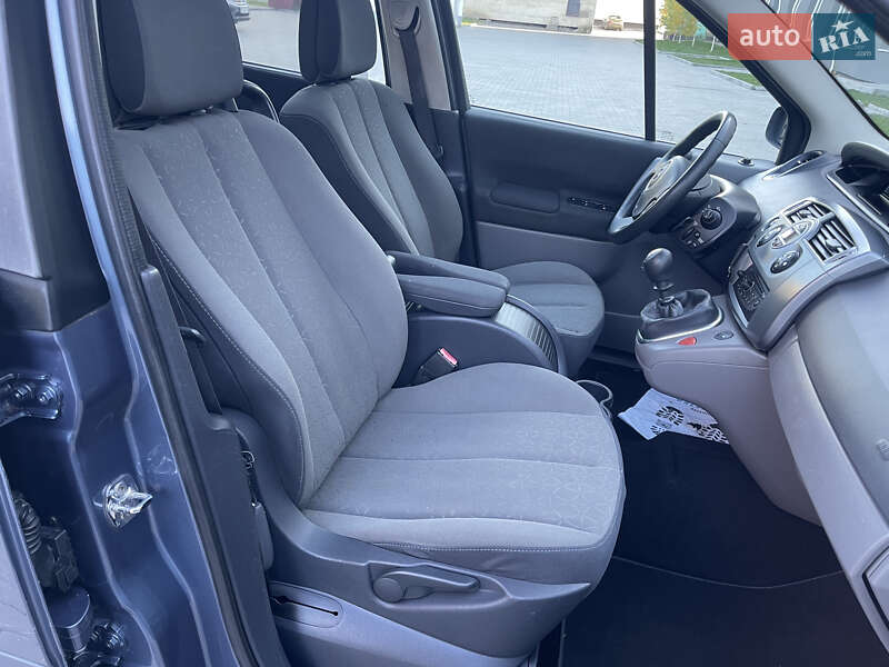 Мінівен Renault Grand Scenic 2008 в Луцьку фото 28 Мінівен Renault Grand Scenic 2008 в Луцьку