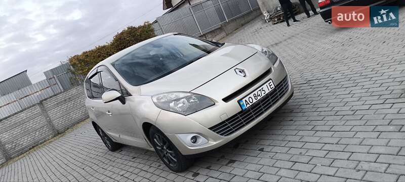 Мінівен Renault Grand Scenic 2010 в Мукачевому
