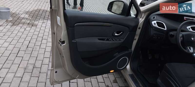 Мінівен Renault Grand Scenic 2010 в Мукачевому