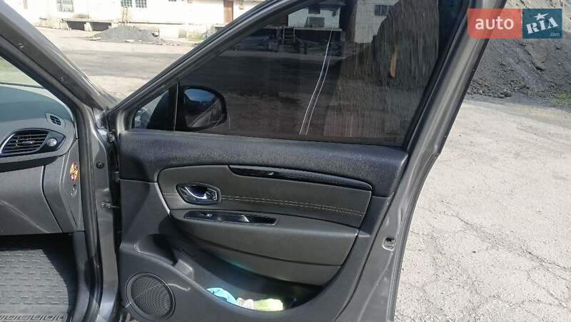 Минивэн Renault Grand Scenic 2014 в Тростянце фото 26 Минивэн Renault Grand Scenic 2014 в Тростянце