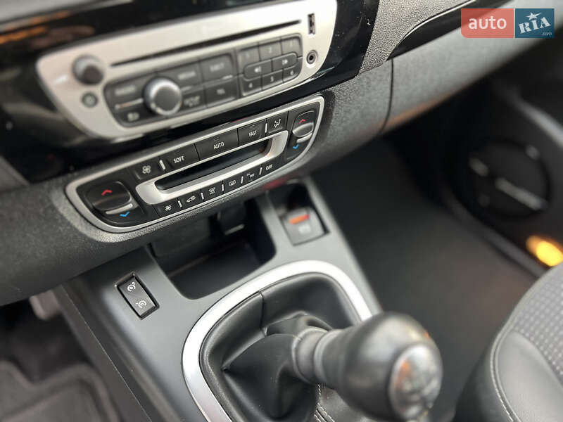 Минивэн Renault Grand Scenic 2014 в Дубно фото 48 Минивэн Renault Grand Scenic 2014 в Дубно