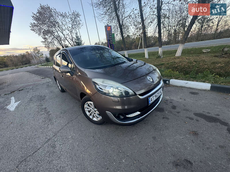 Мінівен Renault Grand Scenic 2013 в Івано-Франківську