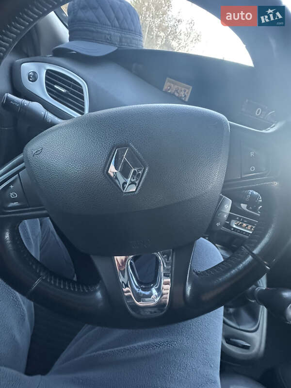 Мінівен Renault Grand Scenic 2013 в Івано-Франківську