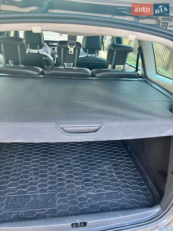 Минивэн Renault Grand Scenic 2011 в Кривом Роге фото 9 Минивэн Renault Grand Scenic 2011 в Кривом Роге