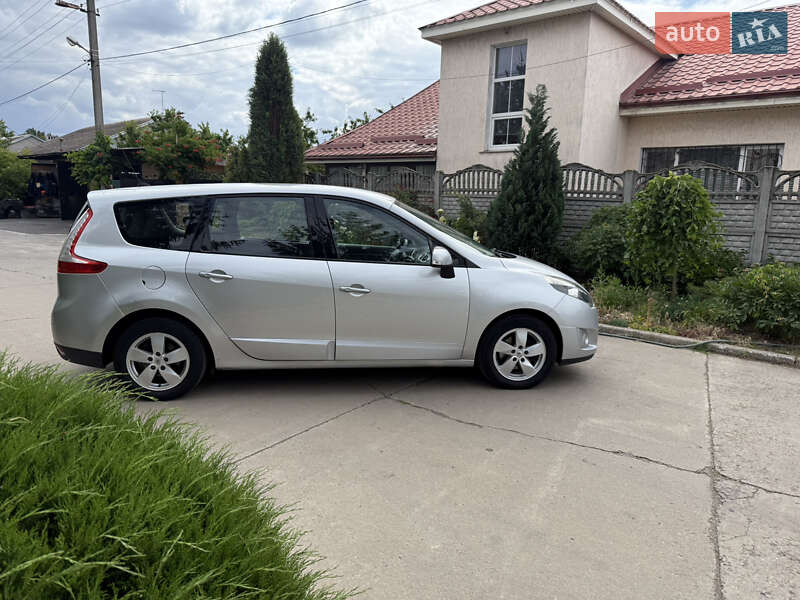 Минивэн Renault Grand Scenic 2009 в Кривом Роге