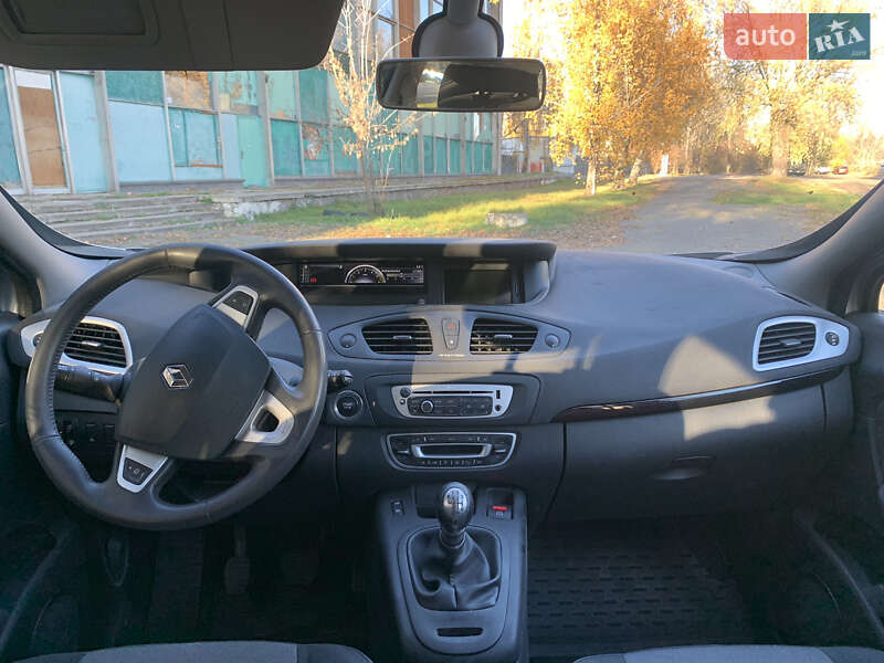 Минивэн Renault Grand Scenic 2012 в Киеве фото 12 Минивэн Renault Grand Scenic 2012 в Киеве