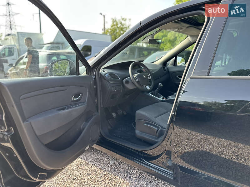 Минивэн Renault Grand Scenic 2011 в Ровно