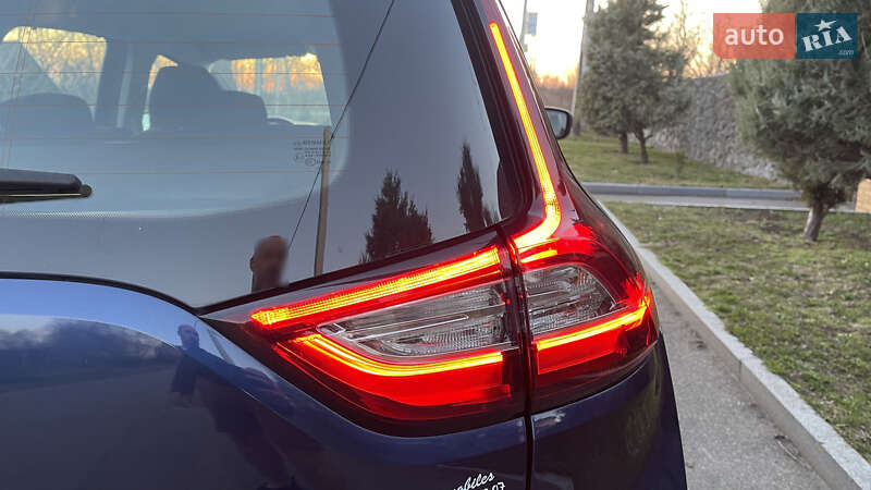 Минивэн Renault Grand Scenic 2017 в Киеве