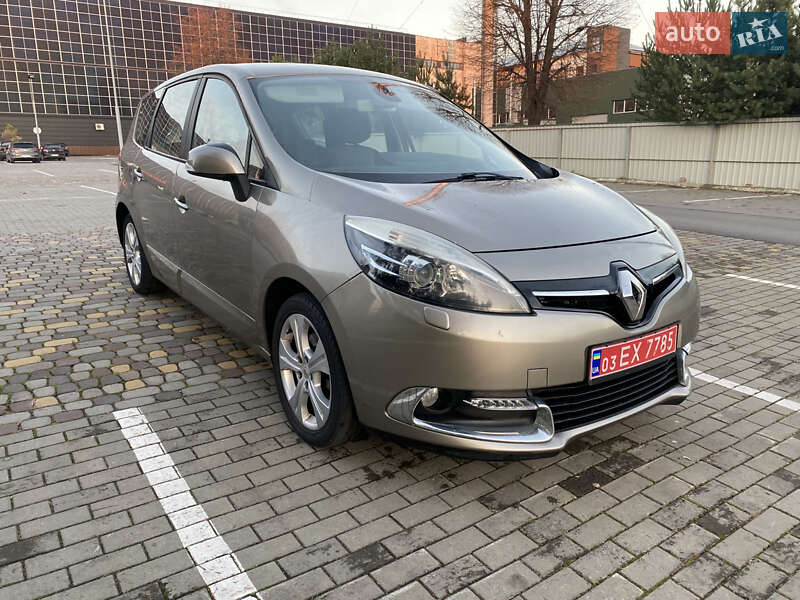 Renault Grand Scenic 2012