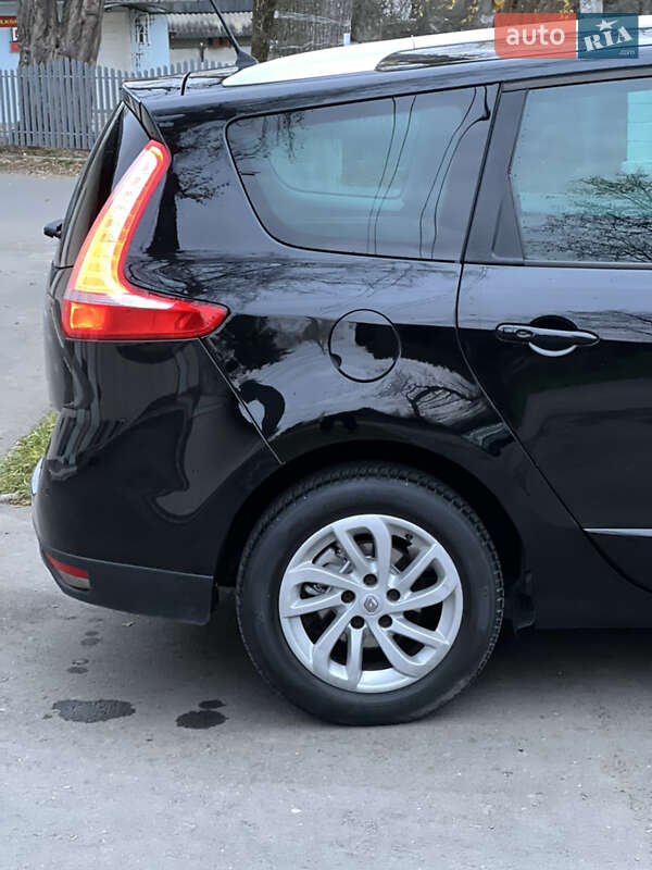 Минивэн Renault Grand Scenic 2015 в Ивано-Франковске фото 24 Минивэн Renault Grand Scenic 2015 в Ивано-Франковске