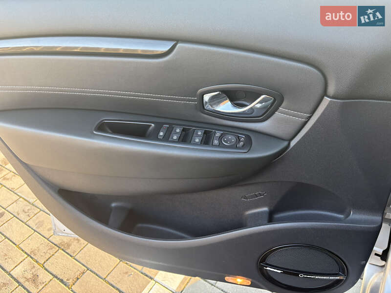 Минивэн Renault Grand Scenic 2012 в Луцке