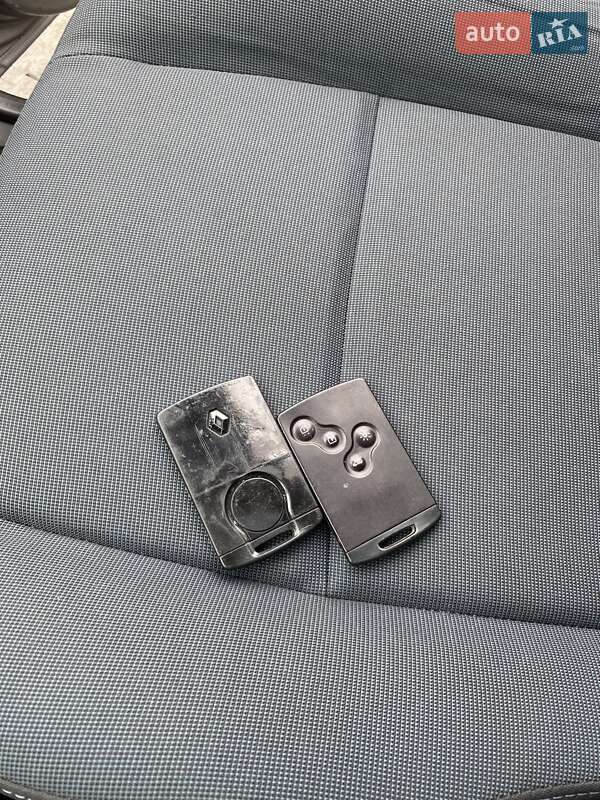 Мінівен Renault Grand Scenic 2009 в Рівному фото 15 Мінівен Renault Grand Scenic 2009 в Рівному