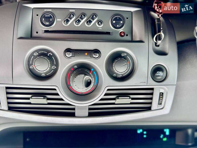 Мінівен Renault Grand Scenic 2007 в Одесі фото 58 Мінівен Renault Grand Scenic 2007 в Одесі