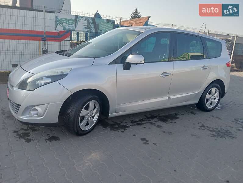 Минивэн Renault Grand Scenic 2009 в Нововолынске