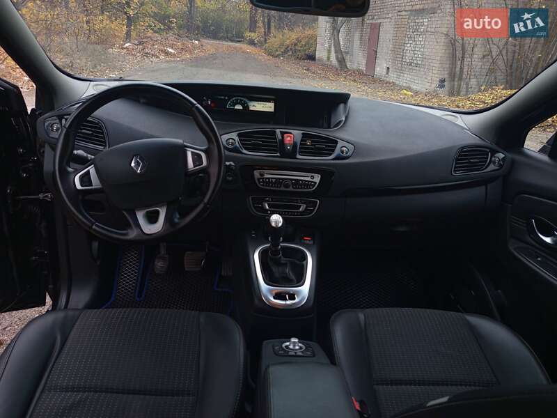 Минивэн Renault Grand Scenic 2011 в Запорожье