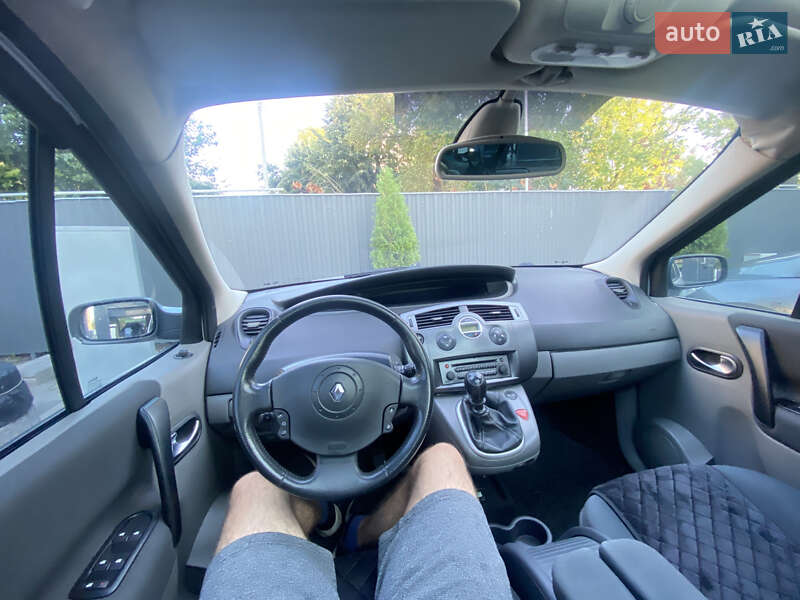 Мінівен Renault Grand Scenic 2004 в Тернополі фото 15 Мінівен Renault Grand Scenic 2004 в Тернополі