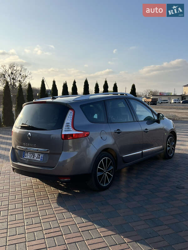 Минивэн Renault Grand Scenic 2013 в Ровно