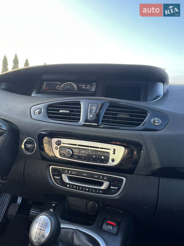 Минивэн Renault Grand Scenic 2013 в Ровно
