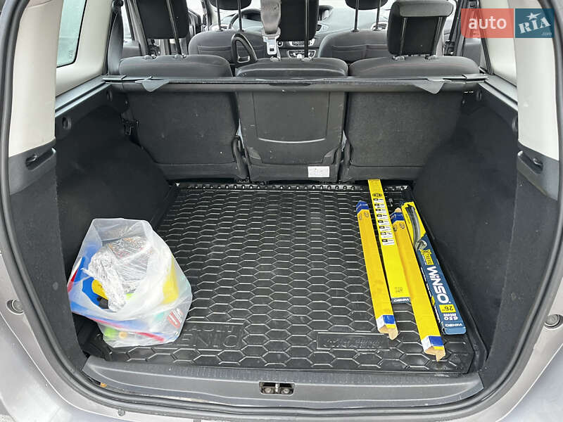 Мінівен Renault Grand Scenic 2013 в Івано-Франківську