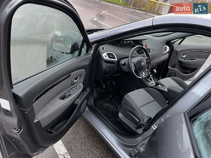 Мінівен Renault Grand Scenic 2013 в Івано-Франківську