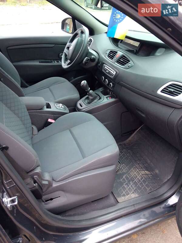 Минивэн Renault Grand Scenic 2010 в Запорожье