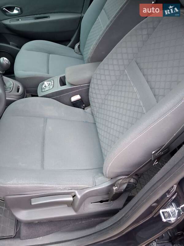 Минивэн Renault Grand Scenic 2010 в Запорожье