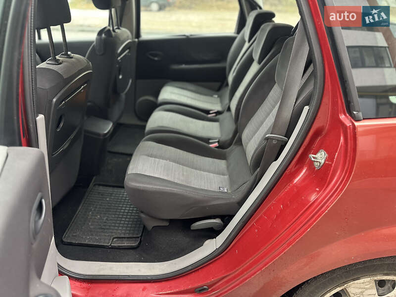 Минивэн Renault Grand Scenic 2005 в Тернополе фото 23 Минивэн Renault Grand Scenic 2005 в Тернополе