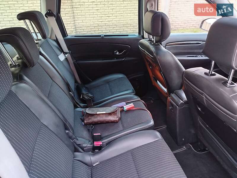 Мінівен Renault Grand Scenic 2011 в Конотопі
