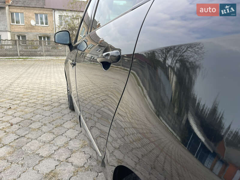 Минивэн Renault Grand Scenic 2013 в Ровно