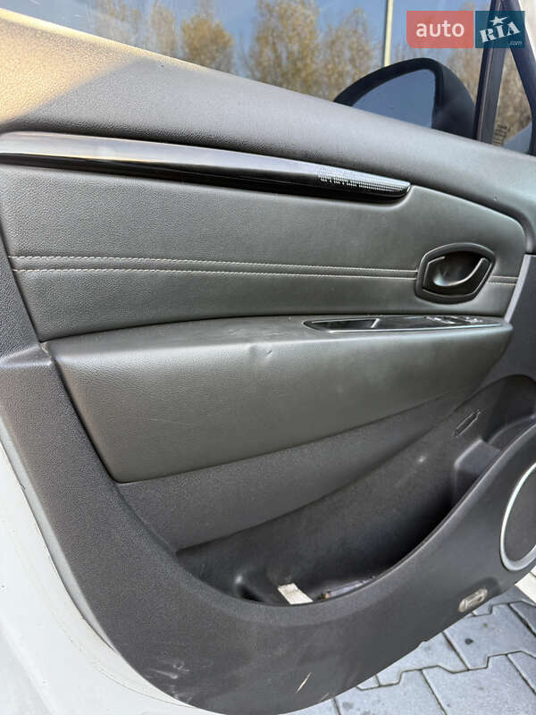 Мінівен Renault Grand Scenic 2011 в Хмельницькому фото 12 Мінівен Renault Grand Scenic 2011 в Хмельницькому