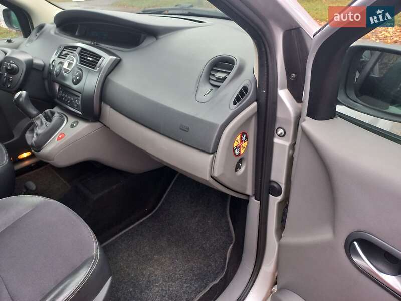 Минивэн Renault Grand Scenic 2006 в Лубнах фото 68 Минивэн Renault Grand Scenic 2006 в Лубнах