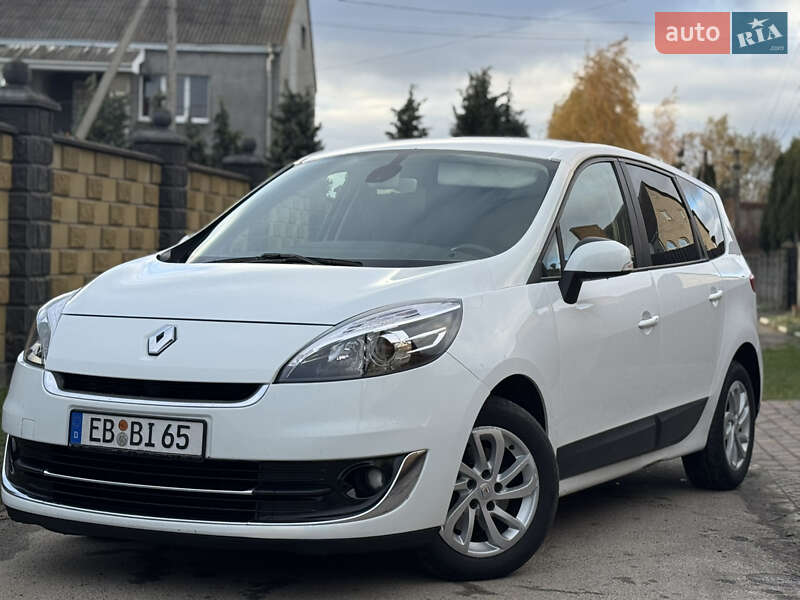 Renault Grand Scenic 2012