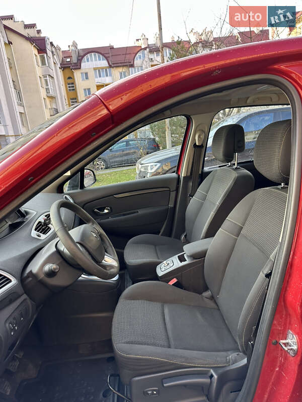 Мінівен Renault Grand Scenic 2010 в Львові