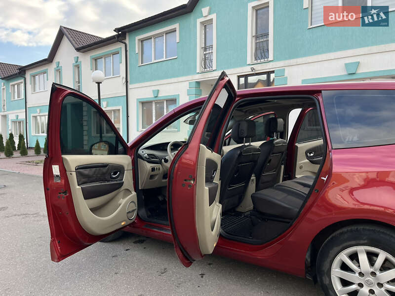 Минивэн Renault Grand Scenic 2011 в Каменец-Подольском фото 33 Минивэн Renault Grand Scenic 2011 в Каменец-Подольском