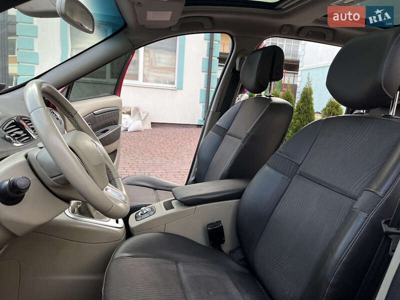 Минивэн Renault Grand Scenic 2011 в Каменец-Подольском фото 35 Минивэн Renault Grand Scenic 2011 в Каменец-Подольском