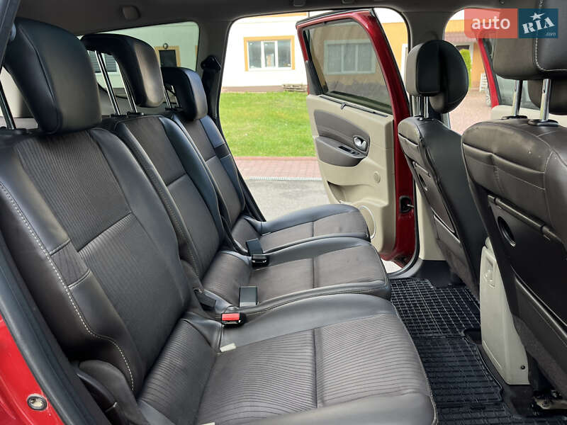 Минивэн Renault Grand Scenic 2011 в Каменец-Подольском фото 42 Минивэн Renault Grand Scenic 2011 в Каменец-Подольском