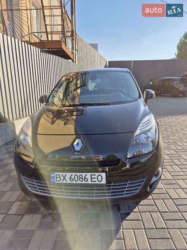 Мінівен Renault Grand Scenic 2011 в Хмельницькому