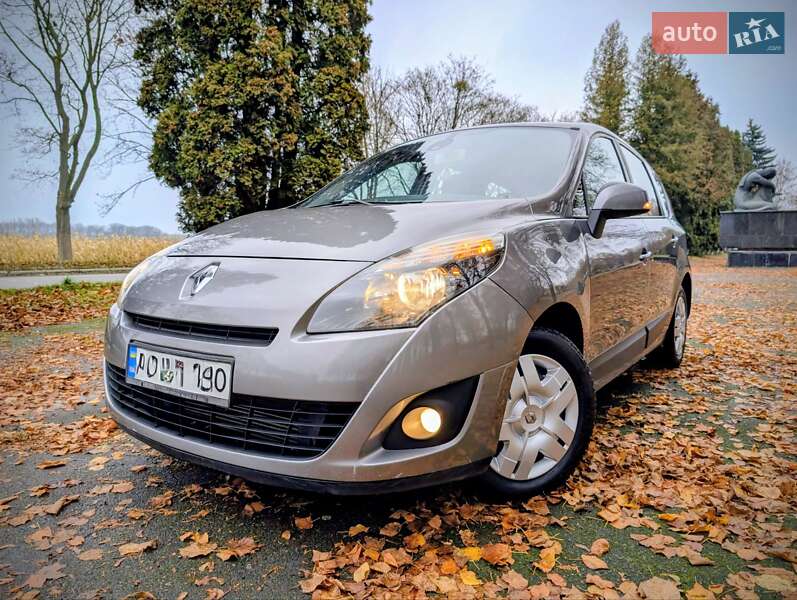 Минивэн Renault Grand Scenic 2011 в Владимире фото 2 Минивэн Renault Grand Scenic 2011 в Владимире