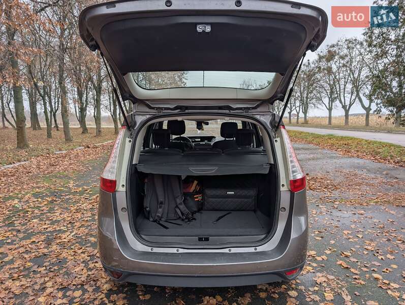 Минивэн Renault Grand Scenic 2011 в Владимире фото 25 Минивэн Renault Grand Scenic 2011 в Владимире