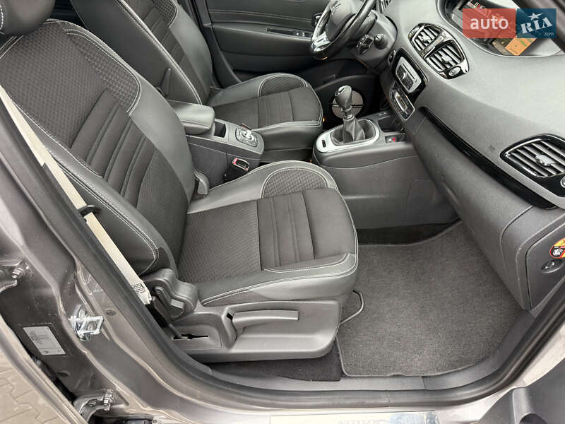 Минивэн Renault Grand Scenic 2016 в Ковеле