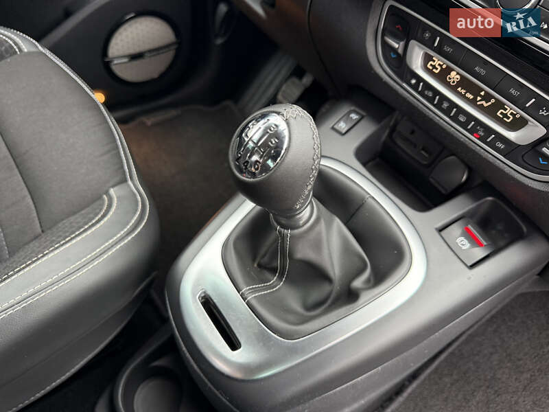 Минивэн Renault Grand Scenic 2016 в Ковеле