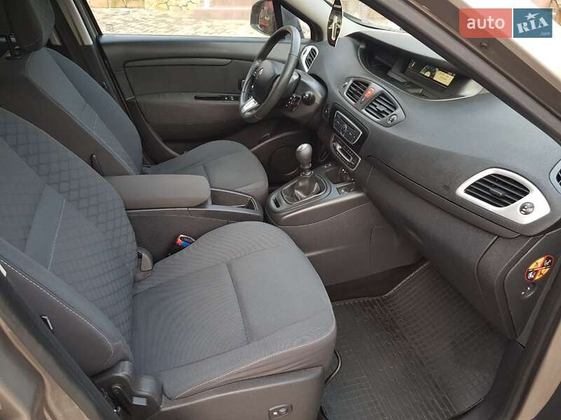 Минивэн Renault Grand Scenic 2010 в Виннице фото 34 Минивэн Renault Grand Scenic 2010 в Виннице