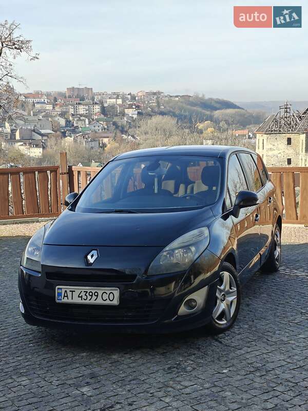 Мінівен Renault Grand Scenic 2011 в Чорткові фото 24 Мінівен Renault Grand Scenic 2011 в Чорткові