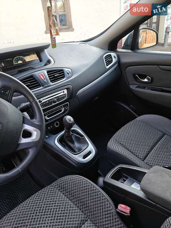 Мінівен Renault Grand Scenic 2011 в Чорткові фото 49 Мінівен Renault Grand Scenic 2011 в Чорткові