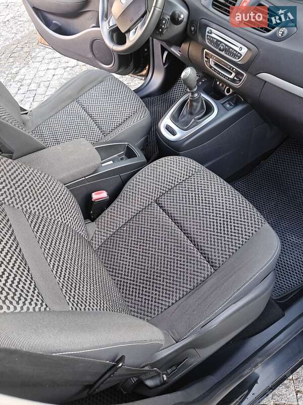 Мінівен Renault Grand Scenic 2011 в Чорткові фото 44 Мінівен Renault Grand Scenic 2011 в Чорткові