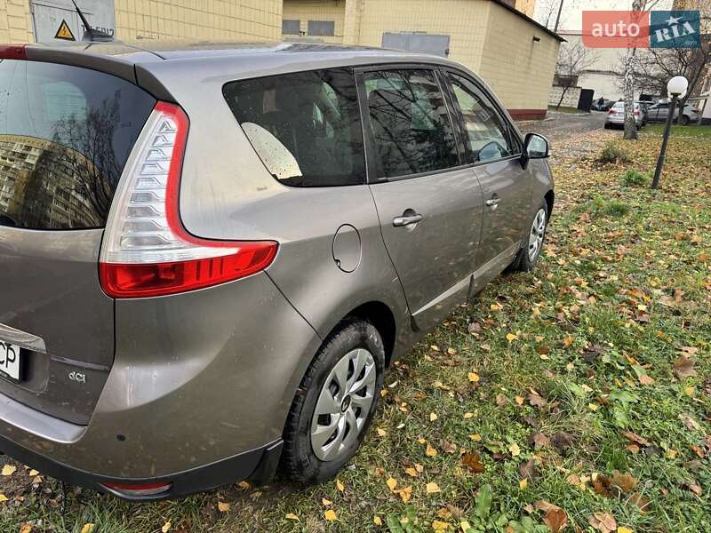 Мінівен Renault Grand Scenic 2013 в Києві фото 4 Мінівен Renault Grand Scenic 2013 в Києві