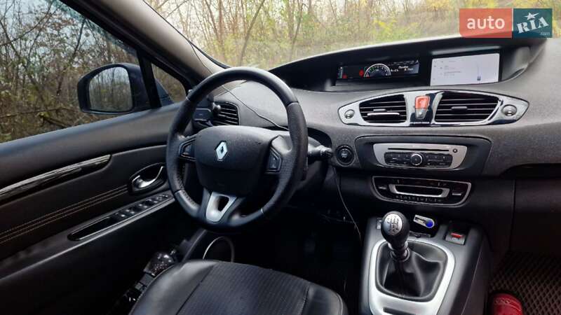 Минивэн Renault Grand Scenic 2011 в Мукачево